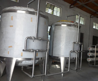 Réservoirs d'eau purs industriels d'acier inoxydable d'équipement de traitement de l'eau de nourriture pour l'usine de boisson